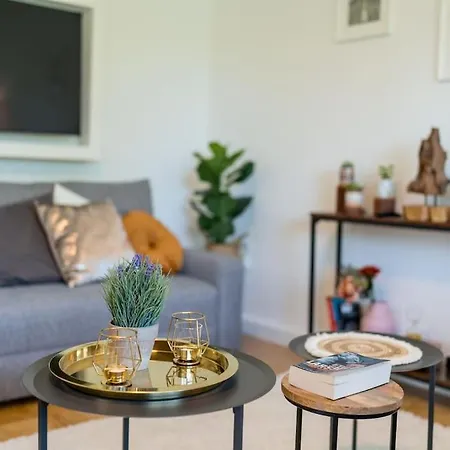 Apartment Og2 L - Wunderschoene 70m2 2-zimmer Naehe Salzburg *